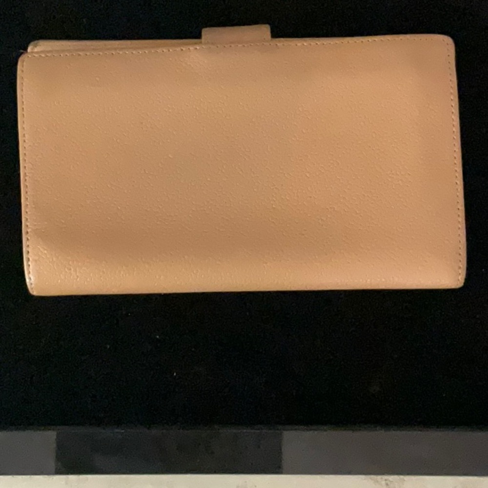 Chanel Beige Leather Wallet - Picture 2 of 16